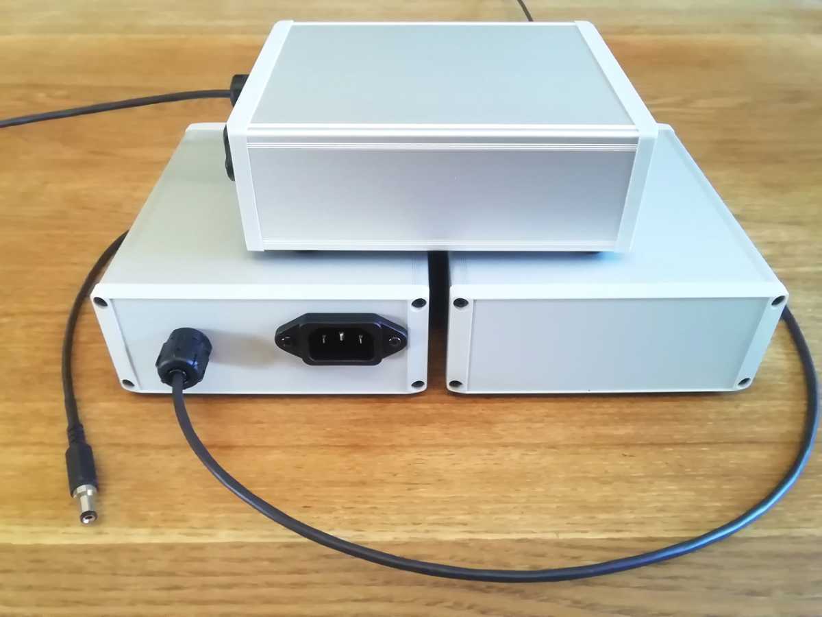 ◇ACアダプター5V3Aトロイダルトランス式安定化電源 オーディオ機器