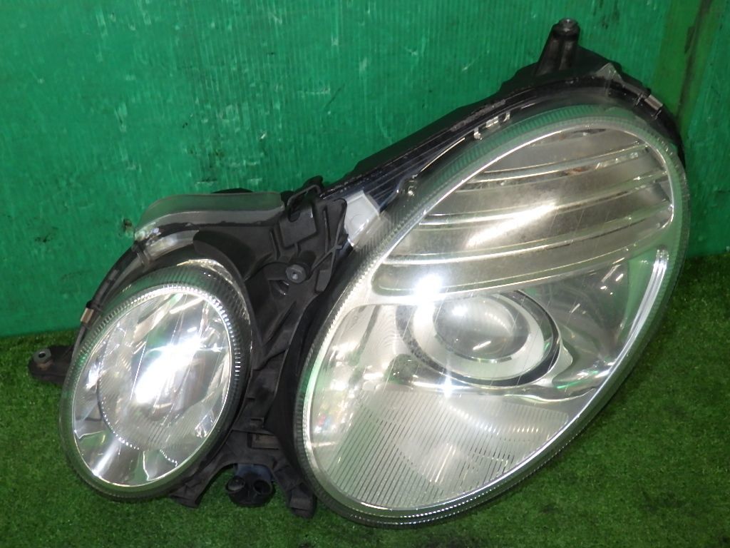 ベンツE300ワゴン[W211後期]AFS付 ヘッドライト(HID左ライト)ヘッドランプ バラスト付 キセノン