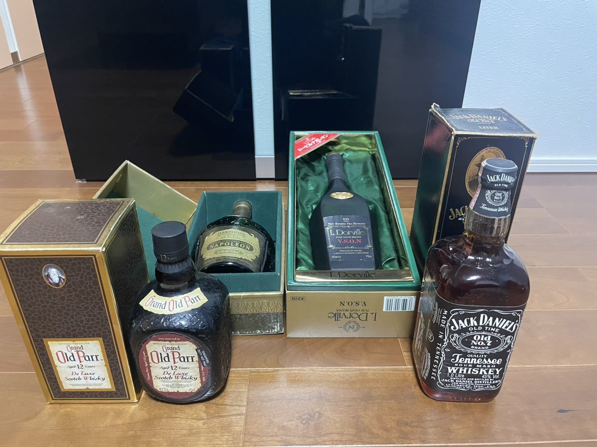 ◆古酒　未開栓　4本セット　箱付　ナポレオン　他