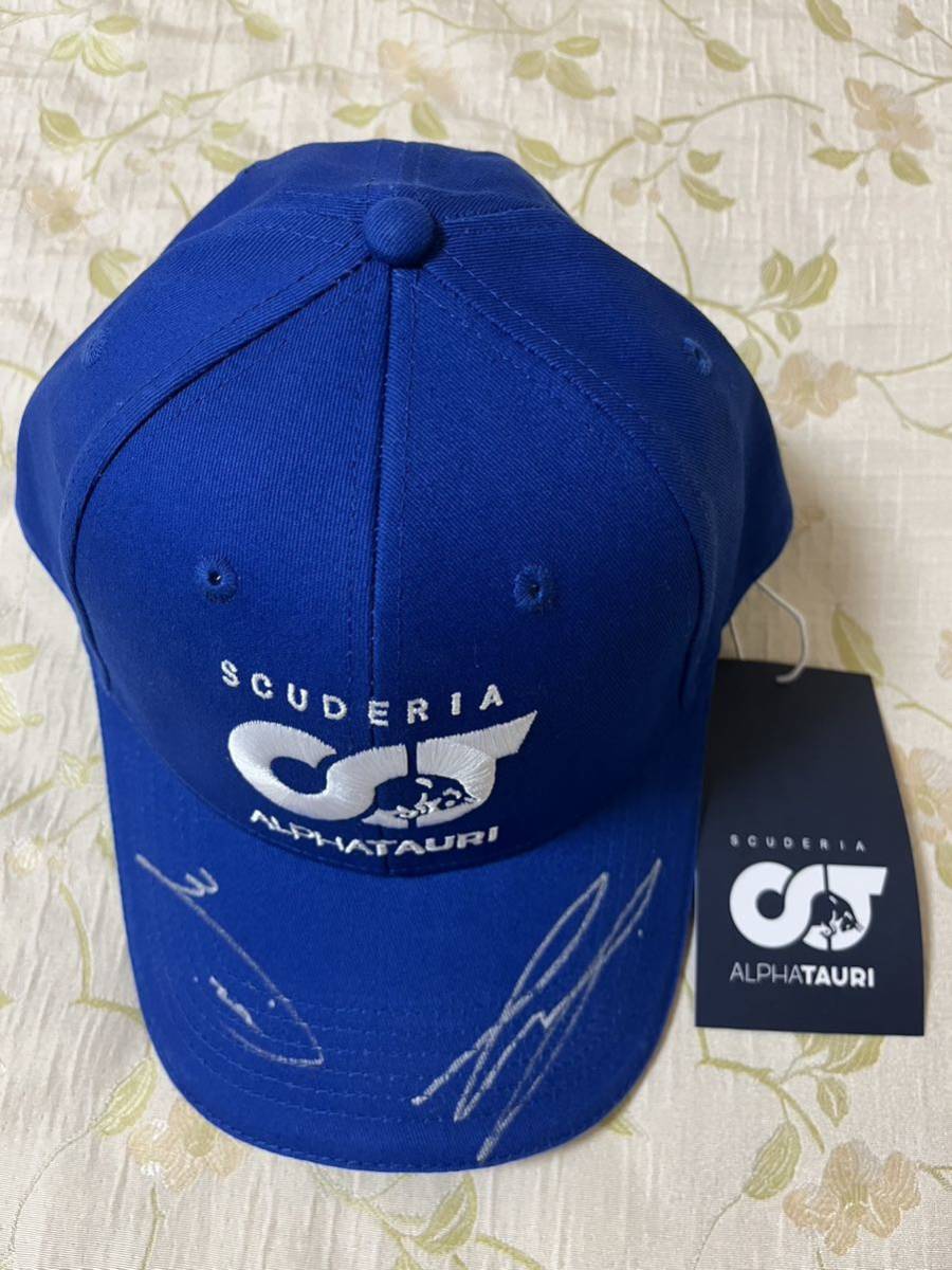 角田裕毅　リアム・ローソン直筆サイン入りアルファタウリ　イタリアGP市販キャップ