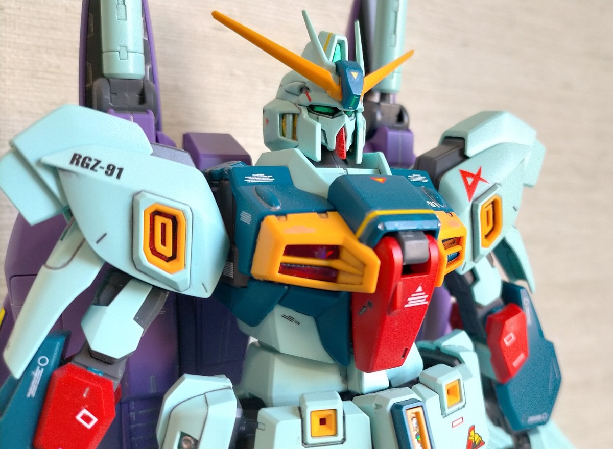 ガンプラ 完成品 1/100 mg リ・ガズィ・カスタム rgz-91b プリズム加工
