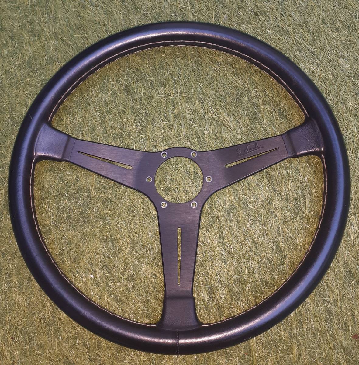 NARDI ナルディ クラシック 38パイ ブラックレザー ナルディ 【公式通販】