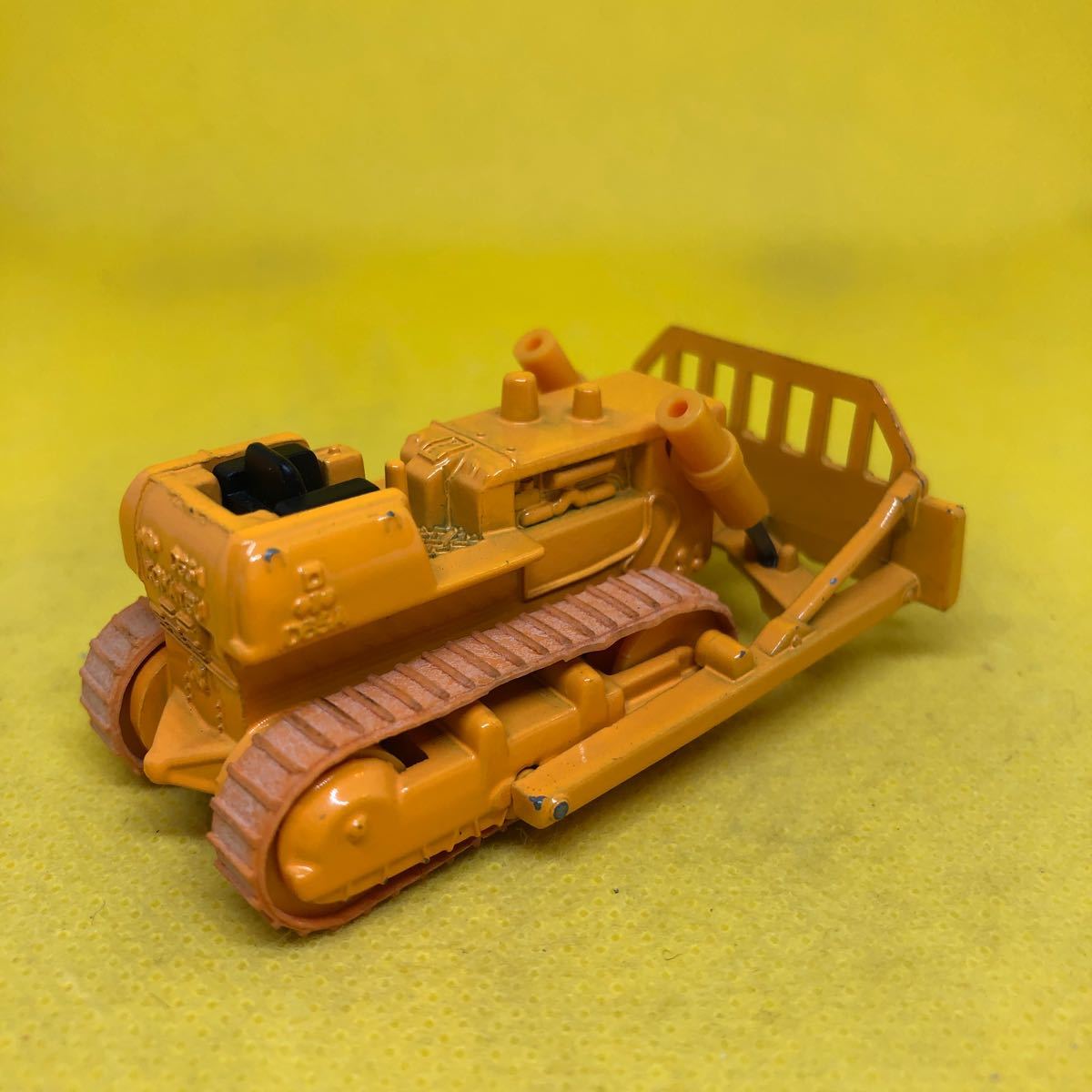 トミカ 日本製 黒箱 70 小松 D65A レーキドーザ 当時物 絶版 トミカ no