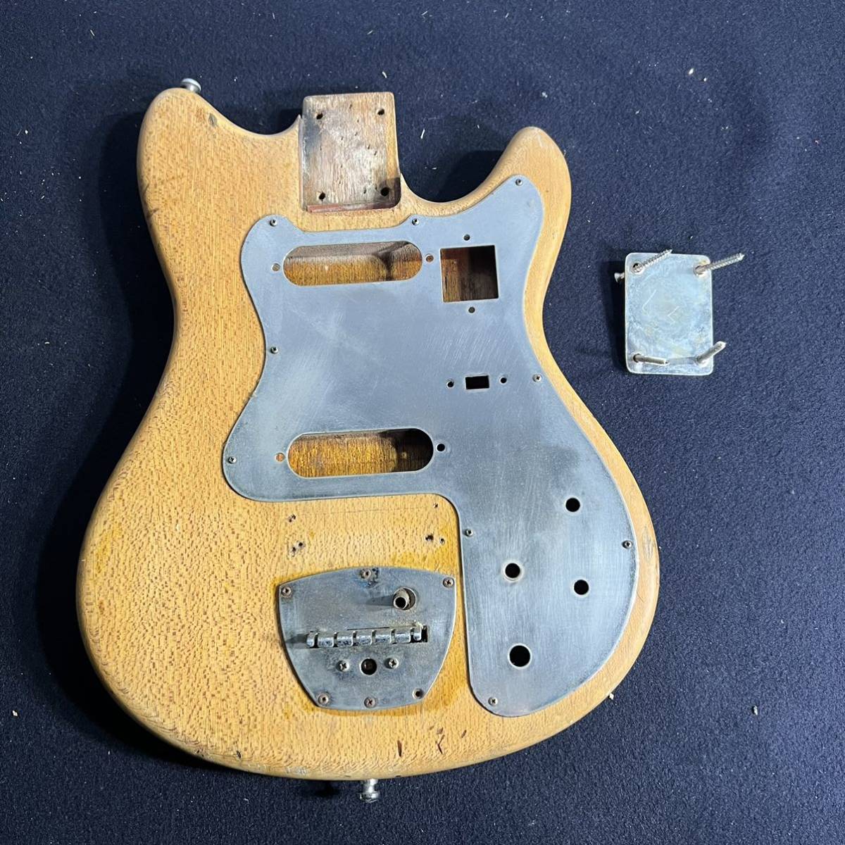 Guyatone LG-65T ビザールギター ボディ f176 LG-65T GUYATONE