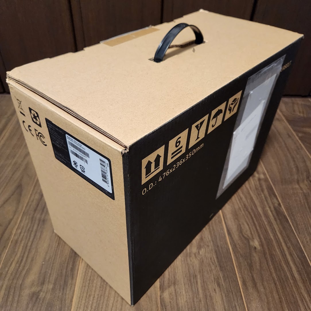 美品 Razer Core X Chroma 外付けGPU BOX(eGPU) X Core Razer 極美