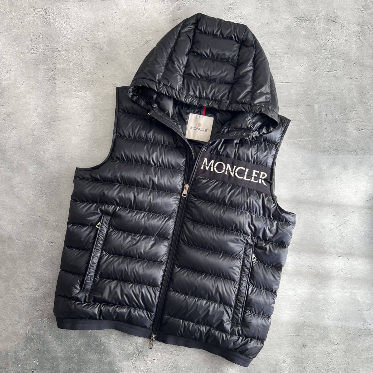 正規/極美品】1000円〜!! MONCLER モンクレール LARUNS GILET 18 正規/極美品】1000円〜!! MONCLER モンクレール LARUNS GILET 18