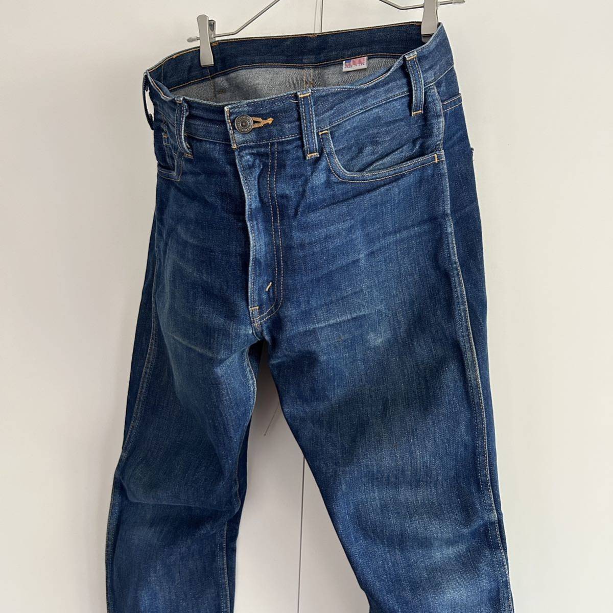 VINTAGE CLOTHING LEVI