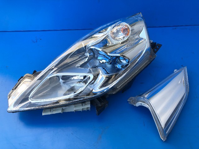 中古良品☆34837☆部品取☆ZAA-AZE0 後期リーフ☆左LEDヘッド