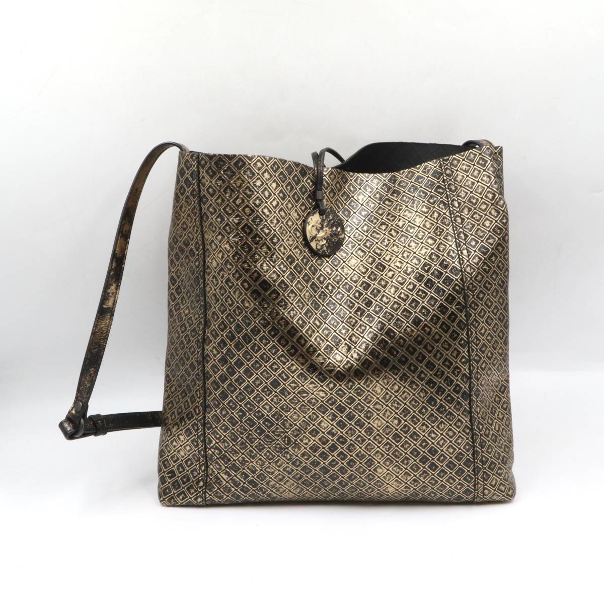 ☆BOTTEGA VENETA ボッテガヴェネタ イントレッチオミラージュ レザー 