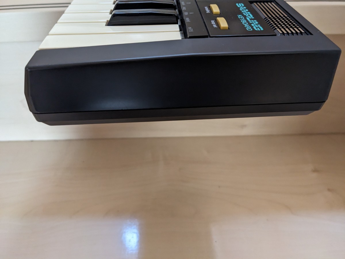 カシオ サンプリングキーボード CASIO SK-1