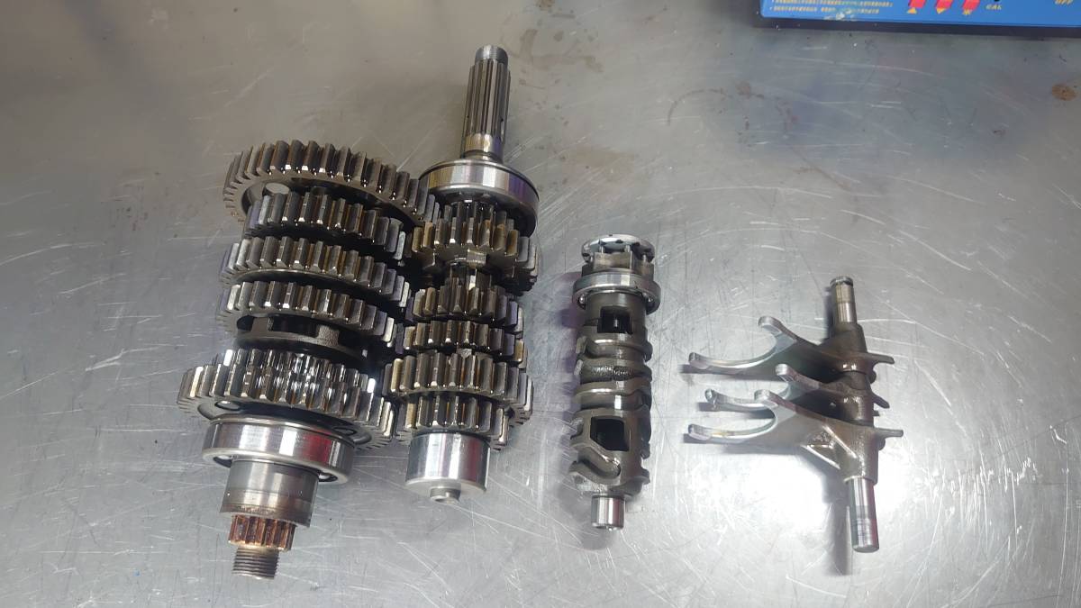 サンスター KC202 310パイ スリットタイプCB1300SF SC40 ブレーキ