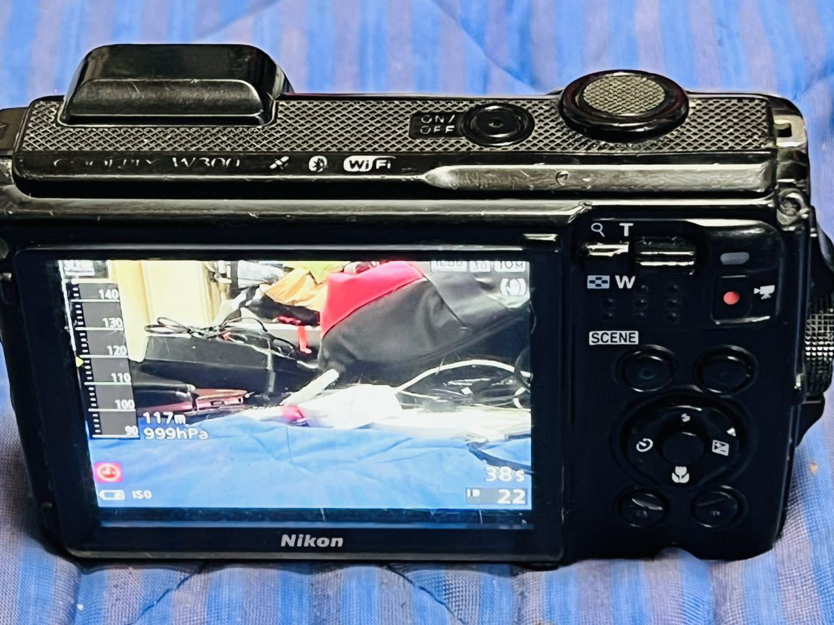 Nikon ニコン COOLPIX W300 コンパクトデジタルカメラ バッテリー付き