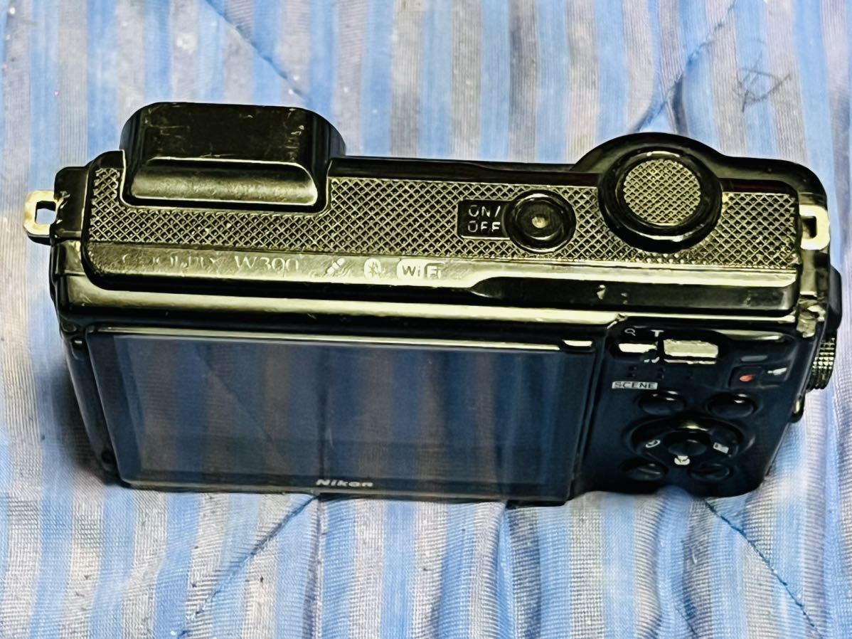 Nikon ニコン COOLPIX W300 コンパクトデジタルカメラ バッテリー付き