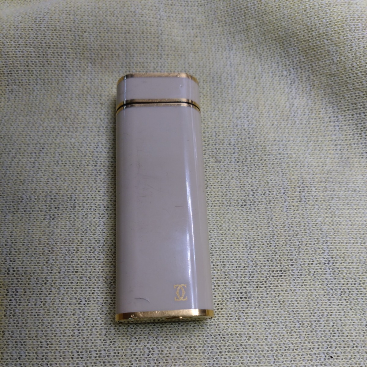 新作，最新作 Cartier カルティエ ガスライター クリーム色系 喫煙具 喫煙グッズ(カルティエ)｜売買されたオークション情報、yahooの商品情報をアーカイブ公開 - オークファン カルティエ