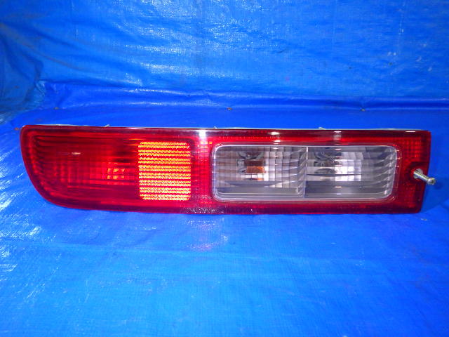 83 ハイゼットカーゴ S321V 純正 28年 KF-VE4 左 テール ランプ 左Rライト