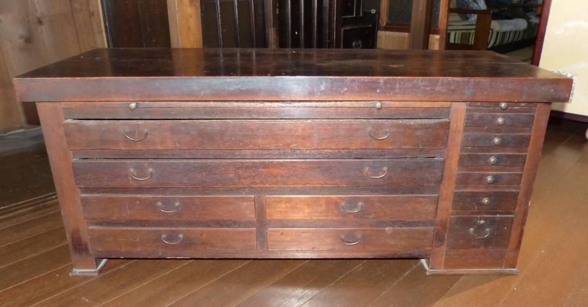和家具 漆塗り 時代箪笥 車箪笥 - 鍵付き | 渋い 日本 中古 4段