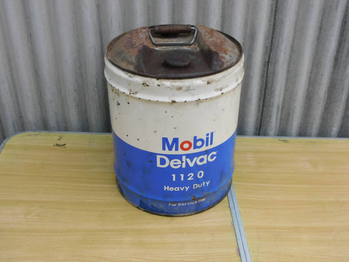 モービルオイル　オイル缶　