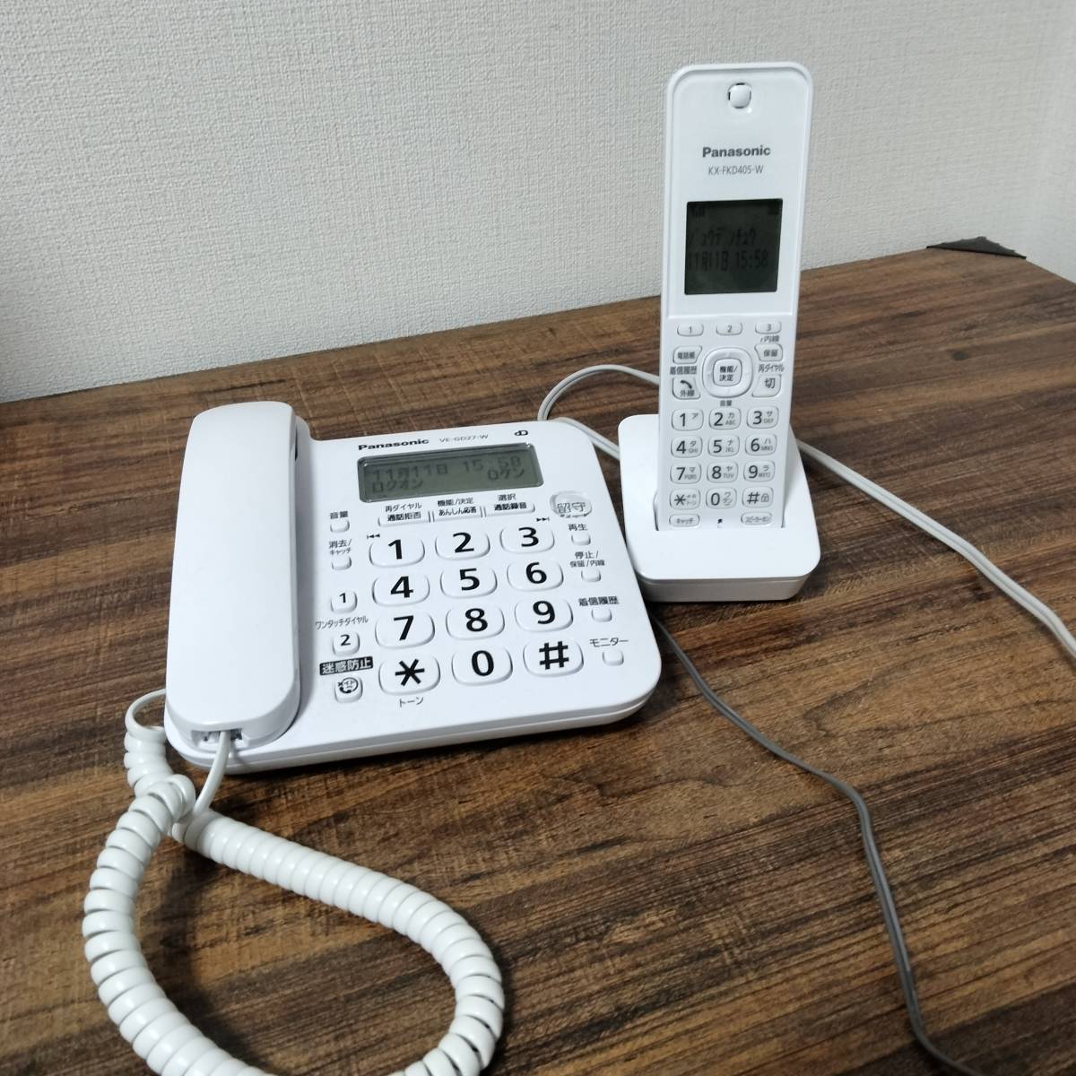 定番人気，爆買い パナソニック Panasonic コードレス電話機 電話機 子機 セット VE-GD27 KX-FKD405 ホワイト 白 N8(電話機一般)｜売買されたオークション情報、yahooの商品情報をアーカイブ公開 - オークファン 電話機一般