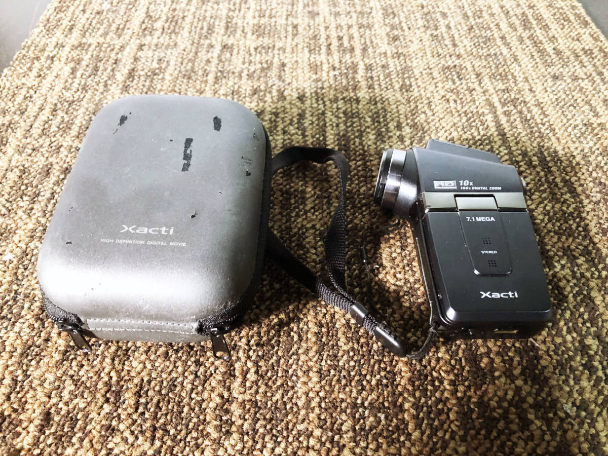 ☆ 中古☆SANYO Xacti デジタルムービーカメラ 本体のみ【DMX-HD2型