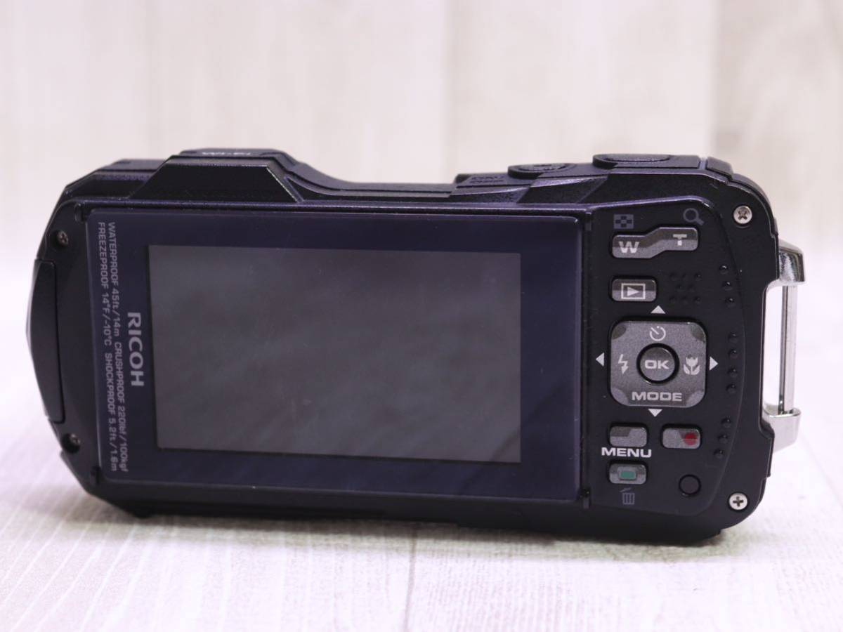 135. RICOH WG-40W ・ブルー ・ 2.7型ワイド・約1600万画素・光学5倍 