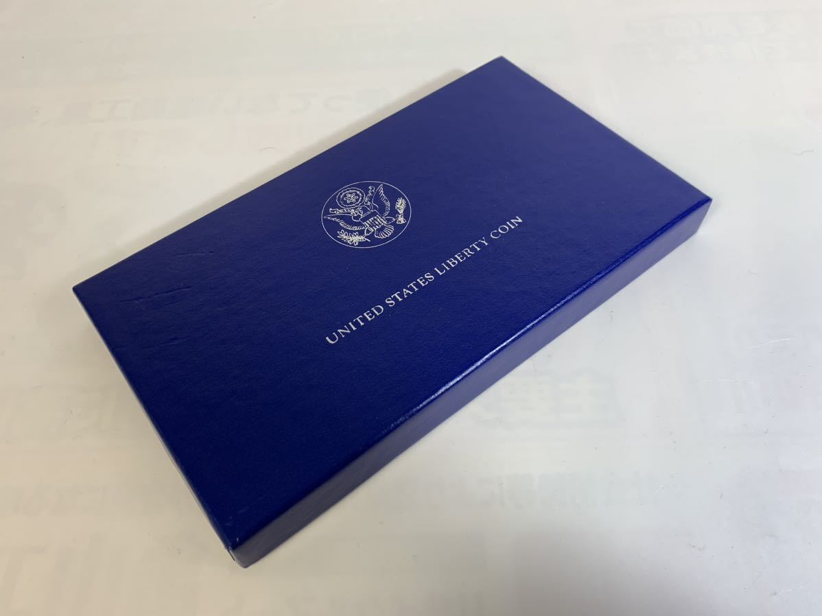 アメリカ合衆国　リバティコイン 1886-1986 自由の女神　UNITED STATES MINT 1ドル銀貨　①_4