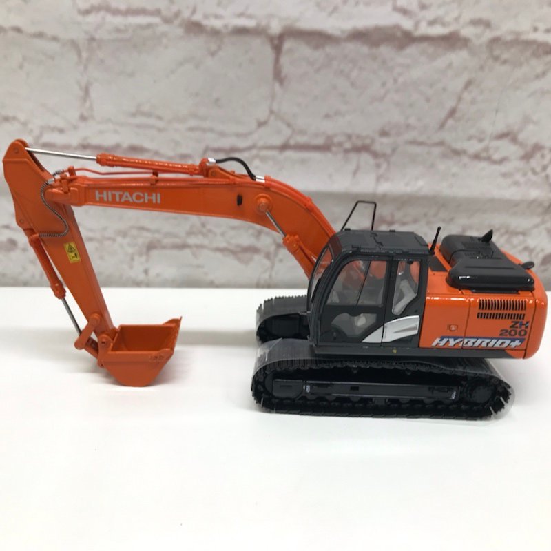 HITACHI 1/50 ZH200 HYBRID+ ハイブリッドショベル 日立建機