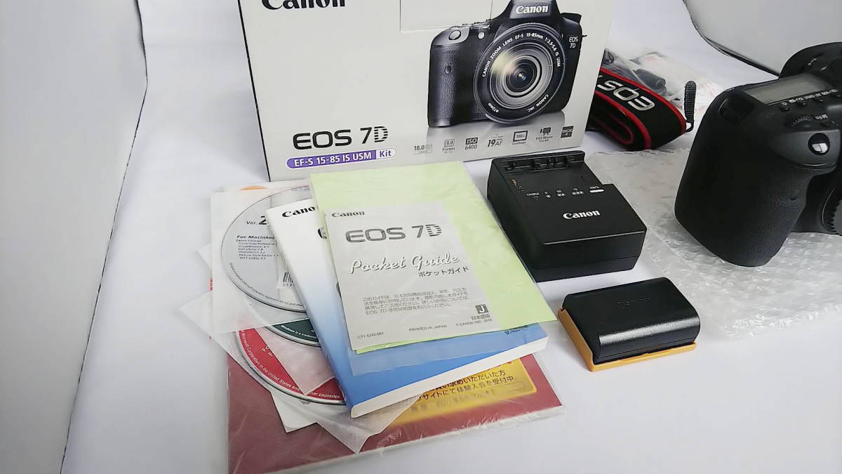 限定配送 キヤノン Canon EOS 7D 付属品 元箱（レンズキット） レンズ
