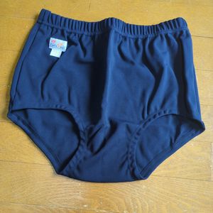カンコー ブルマのYahoo!オークション(旧ヤフオク!)の相場・価格を見る