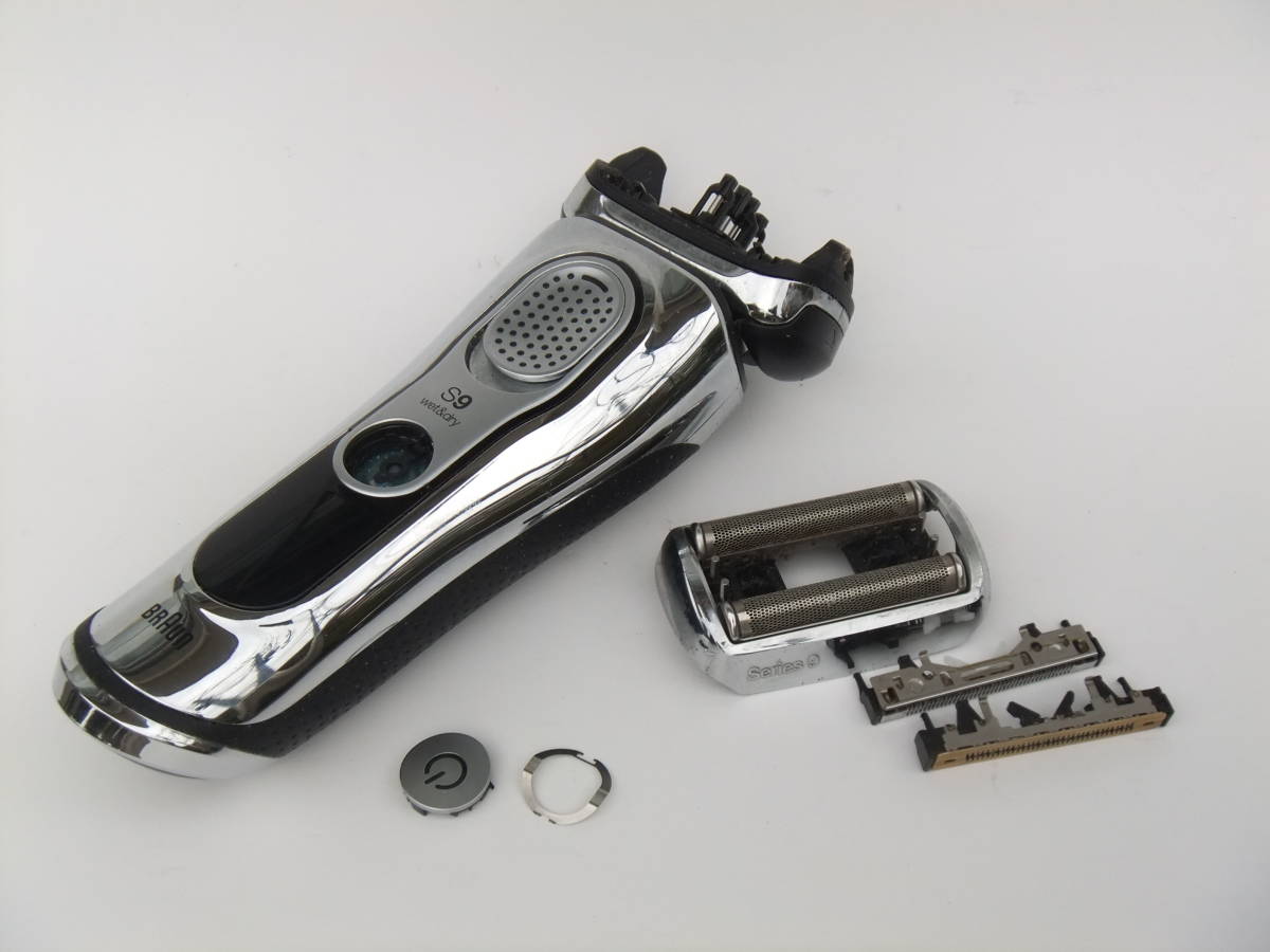 BRAUN ブラウン BRAUN 電気シェーバー シリーズ9 Type 5793 難あり
