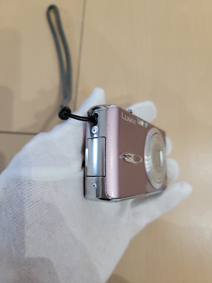 中古 Panasonic LUMIX DMC-FX01 デジタルカメラ