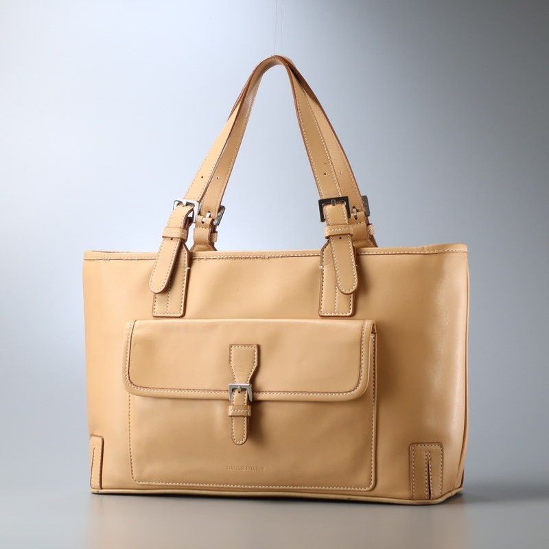 ショッピング価格 TG7403△*バーバリー BURBERRY*レザー トートバッグ