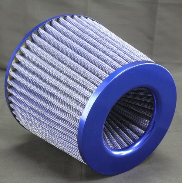 未使用保管品と思われるエアクリーナー 接続部内径75mm程度 立てた状態で高さ15cm程度_2