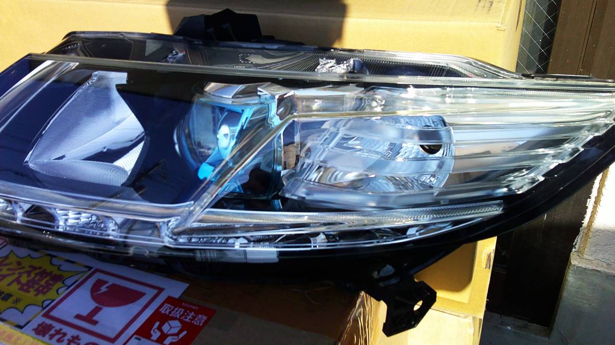 レンズ極上品 ホンダ CRZ ZF1/2 HID ヘッドライト 左右セット KOITO