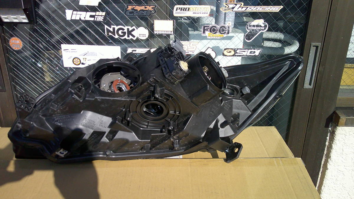 レンズ極上品 ホンダ CRZ ZF1/2 HID ヘッドライト 左右セット KOITO