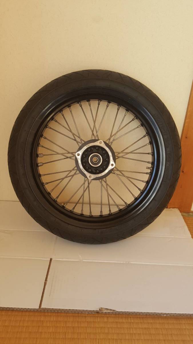 DトラッカーX RX250V-A04 11年外し純正フロントホイール　17インチ