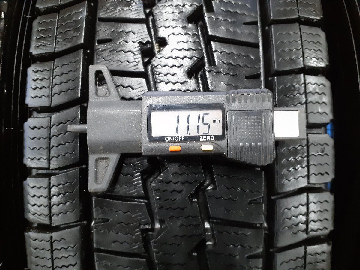 パF4466□195/80R15 107/105L LT 4本価格 DUNLOP WINTER MAXX SV01