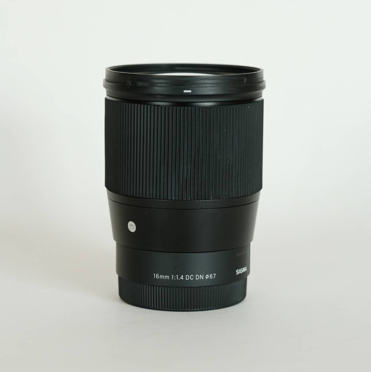 良品] SIGMA 16mm F1.4 DC DN｜Contemporary [ソニーE用] / 単