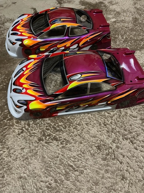 1/10GPツーリングボディーペインター塗装済み未使用品2枚セット　BLITZ　ALTIS