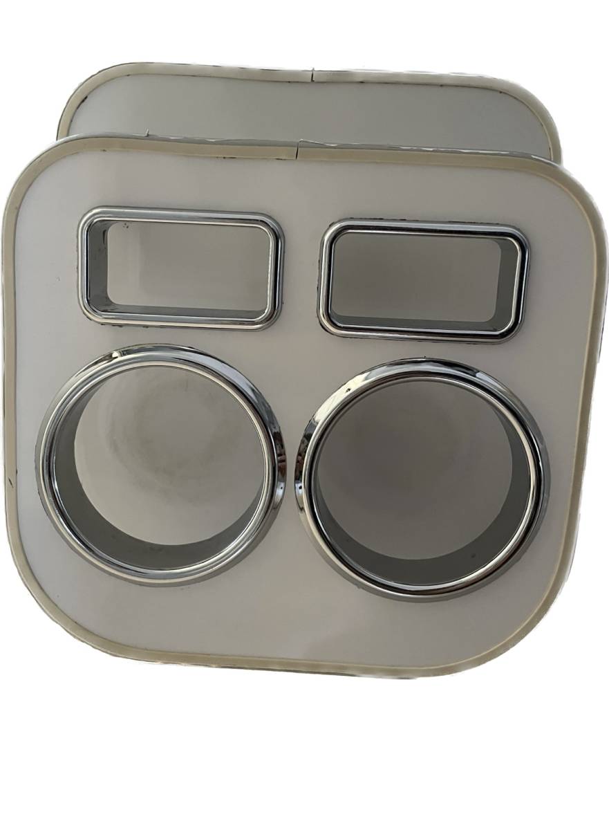 Z12系キューブ　フロントカップホルダー　ホワイト社外品。※値下げしました