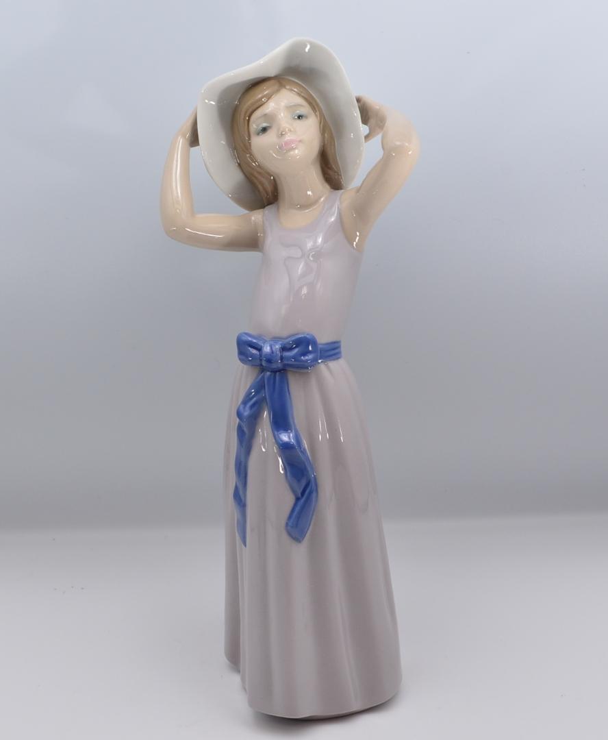 リヤドロ LLADRO リヤドロ リアドロ 1568 ファーストレディ 貴婦人