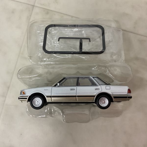 1円〜 トミカリミテッドヴィンテージNEO LV-N175b トヨタ クラウン