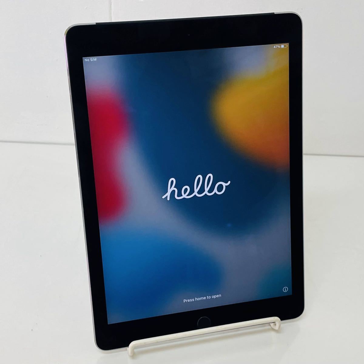 動作良好 iPad Air 2 16GB MGGX2J/A ドコモ判定◯ i15994 60サイズ発送 Air