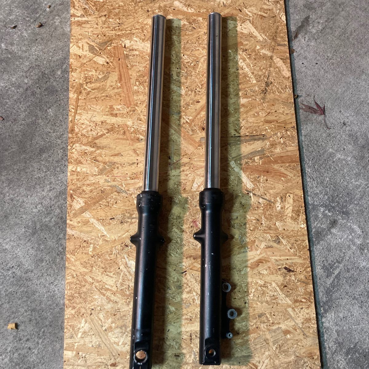 グラストラッカービックボーイフロントフォーク