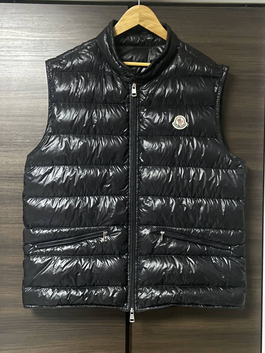 美品　モンクレール ダウン　ベスト　GUI ギュイ　メンズ　ブラック サイズ4