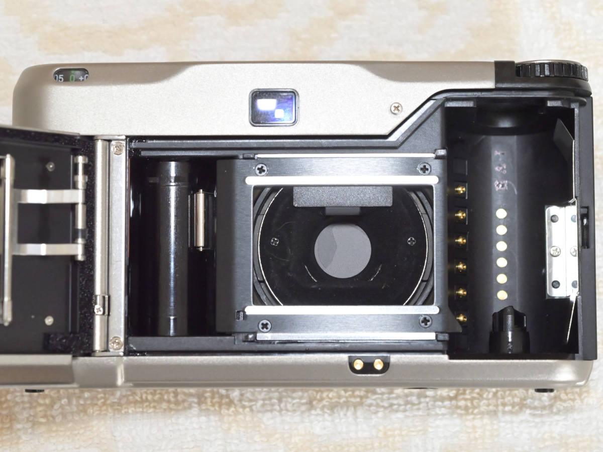 CONTAX コンタックス T2 データーバック付き 送料込 CONTAX T2