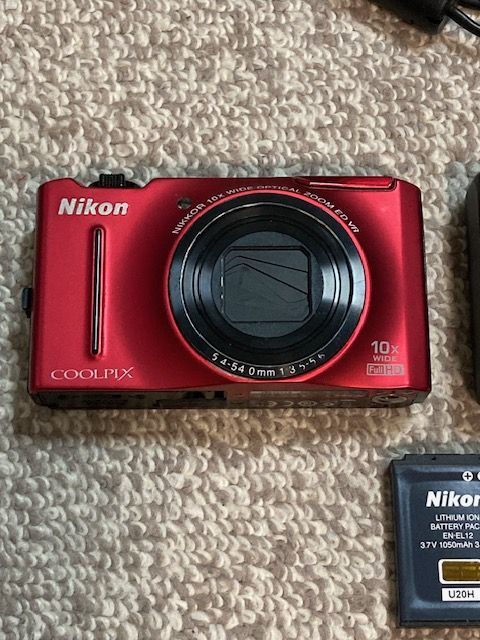 S8100 COOLPIX Nikon ニコン - レッド デジタルカメラ コンパクト