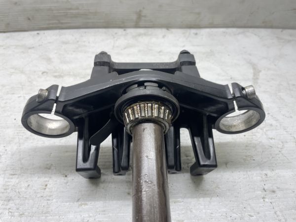 カワサキ ZRX-2 トップブリッジ ステアリングステム 三又 HA-111 【C3