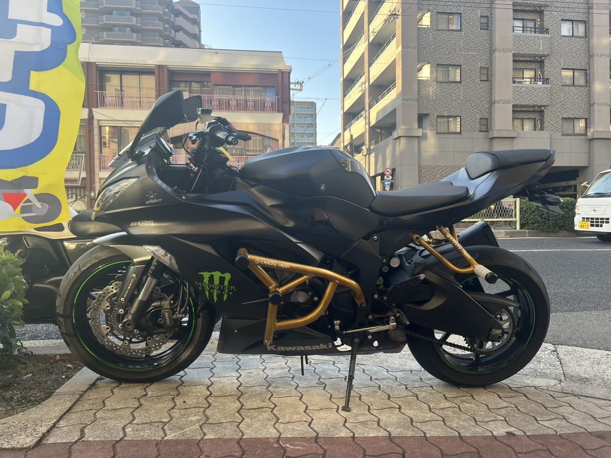 エンジンガード ZX-6R ZX6R カワサキ 車両をしっかり保護できる
