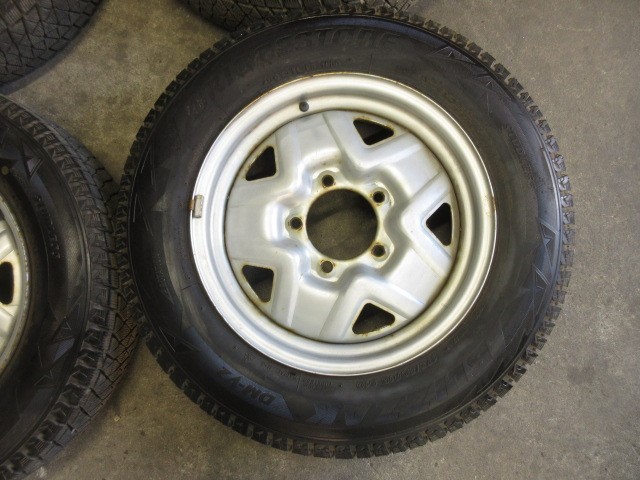 ジムニー 純正 16インチスチールホイール スタッドレスセット 175/80R16 BRIDGESTONE BLIZZAK 16×5J 5H-139.7 鉄ホイール ジムニー 139.7 純正 オールド スタッドレスタイヤ付き4本セット BLIZZAK