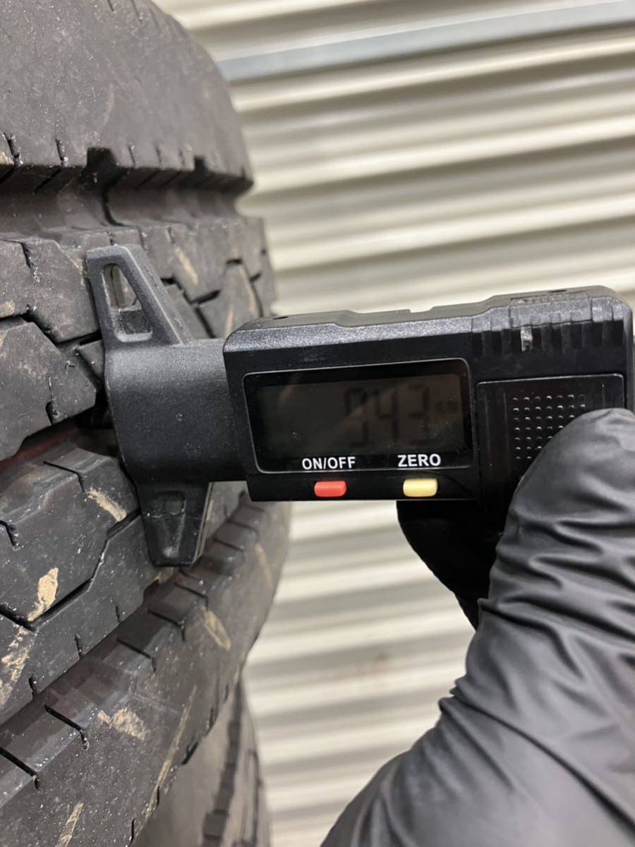 送料無料　2018年製　215/70R17.5 118/116L LT ブリヂストン　BS DURAVIS R205 残溝9mm前後　6本セット_6